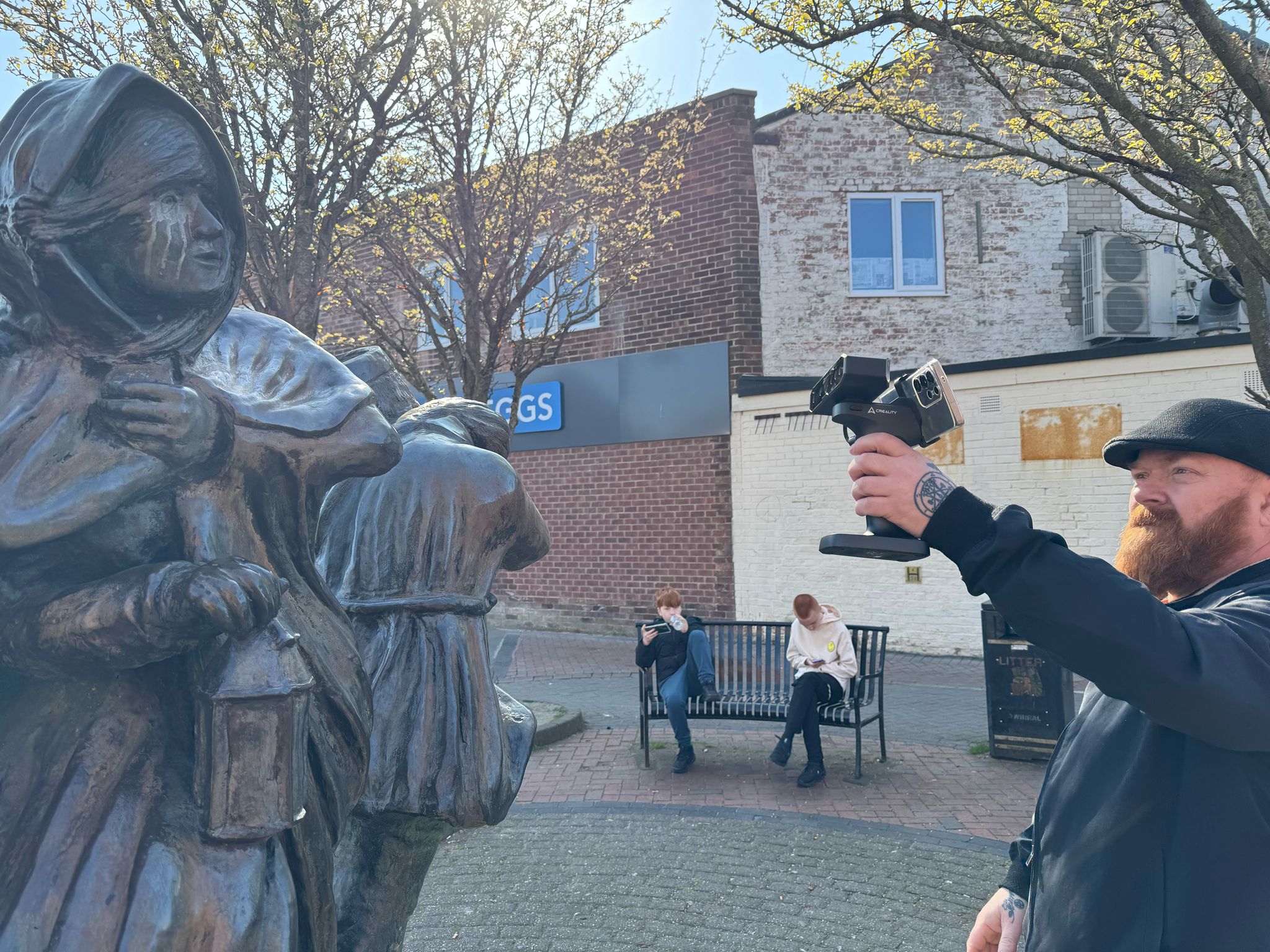 scanning the Mother Redcap Statue in Wallasey