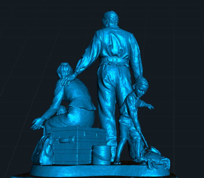 Using the original Creality Otter to 3D scan The Crossing monument outdoors in Liverpool.