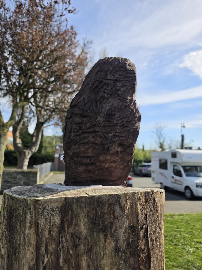 Highly detailed digital 3D model of the Coronation Gardens owl sculpture.
Categories and Tags